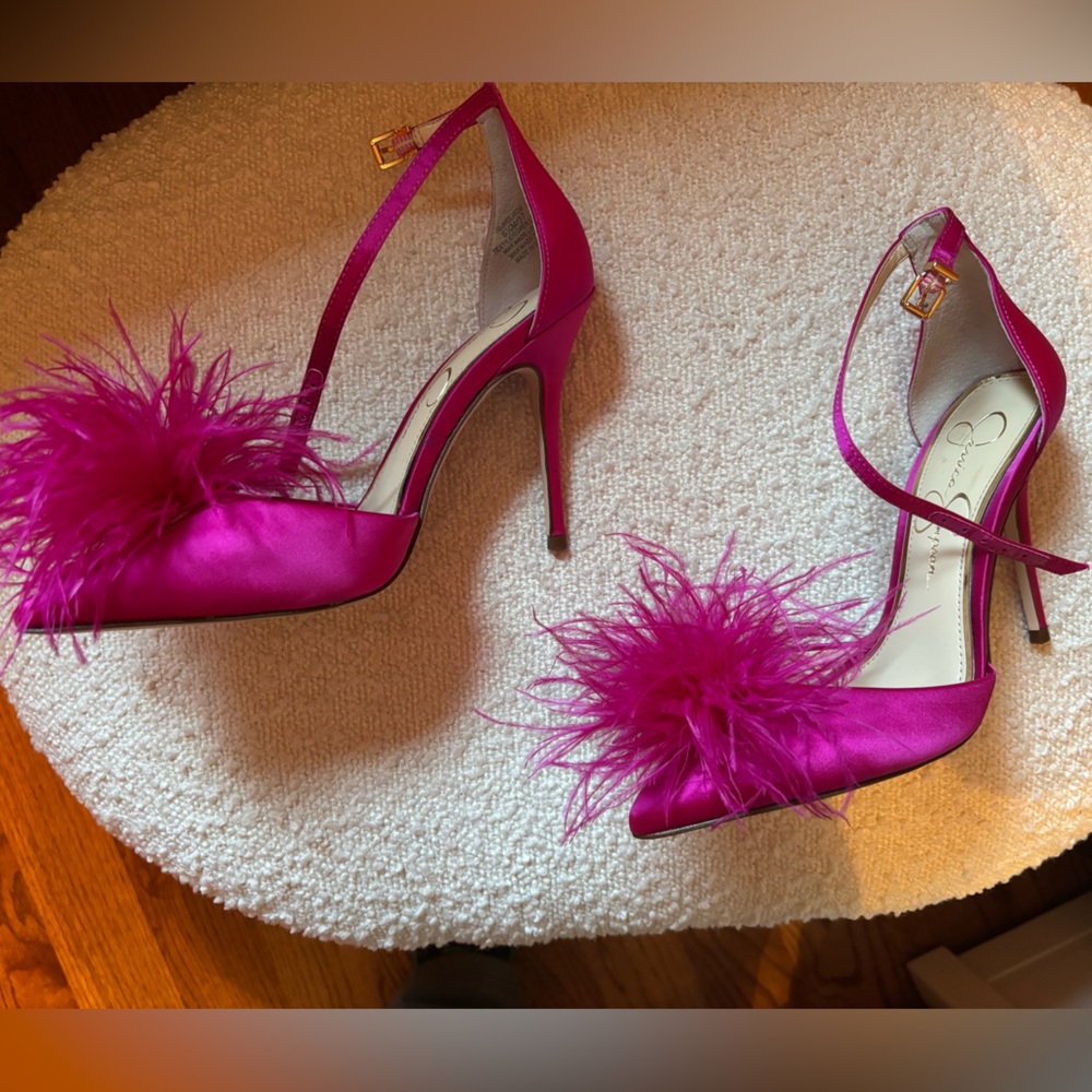 Elegant Pink Feathered Women's Heels